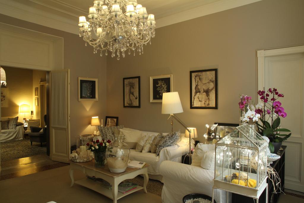 B&B Piazza Italia Сестри-Леванте Экстерьер фото